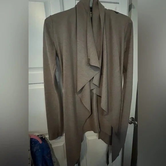 🥰SOLD - Picture 10 of 16